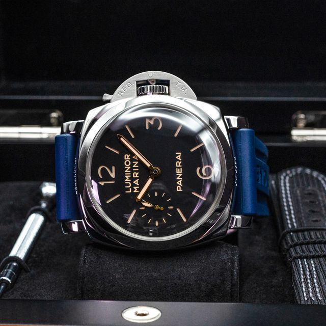 Panerai Luminor Marina PAM00422 Image 2